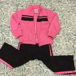 ❤️buy 1 get 1 ❤️ Danskin jogging suit 3t